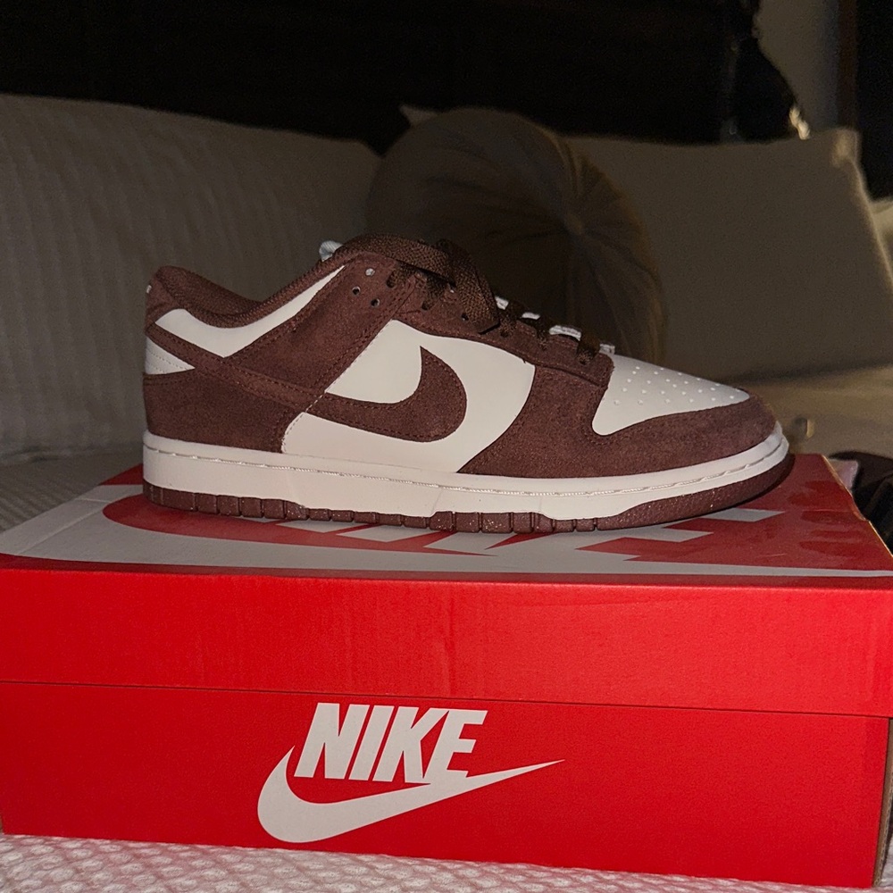 Nike Chocolate and Cream Low-Tops